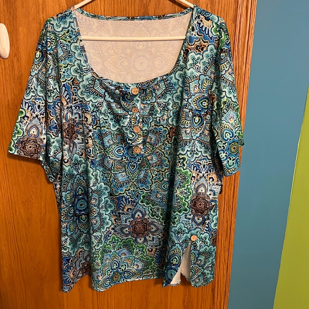 Turquoise Print Top from Temu. 2XL Plus